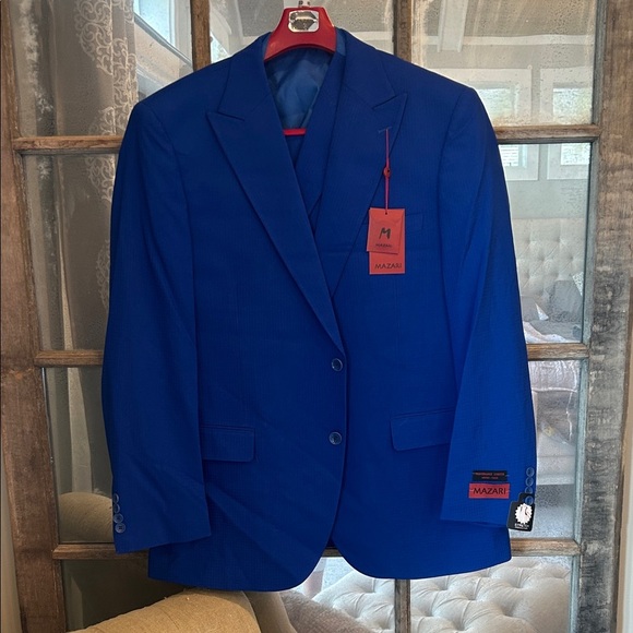 Mazari Royal Blue Vested 3 Piece Suit 50x44 - Picture 2 of 10